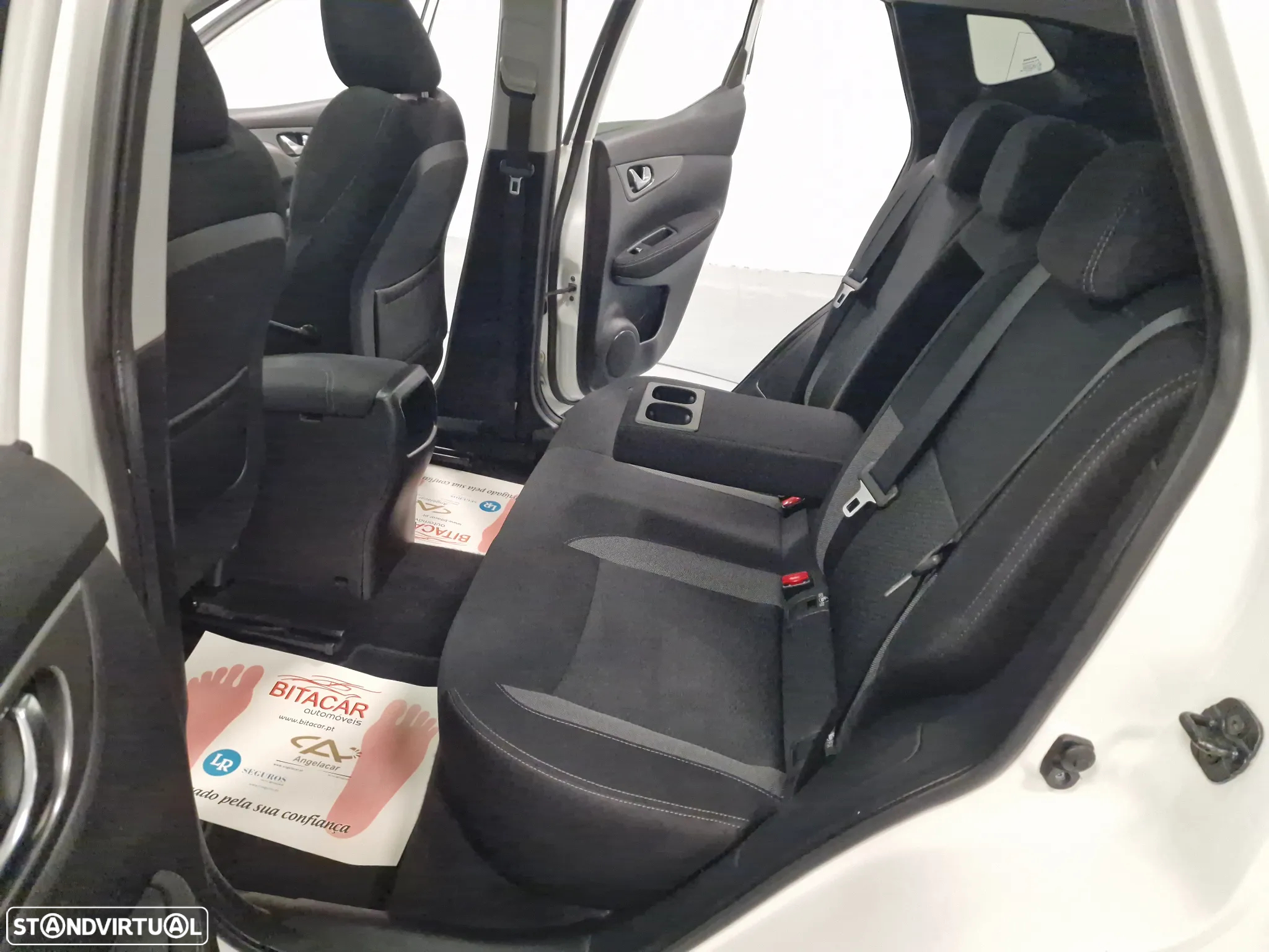 Nissan Qashqai 1.5 dCi N-Connecta 18 - 18