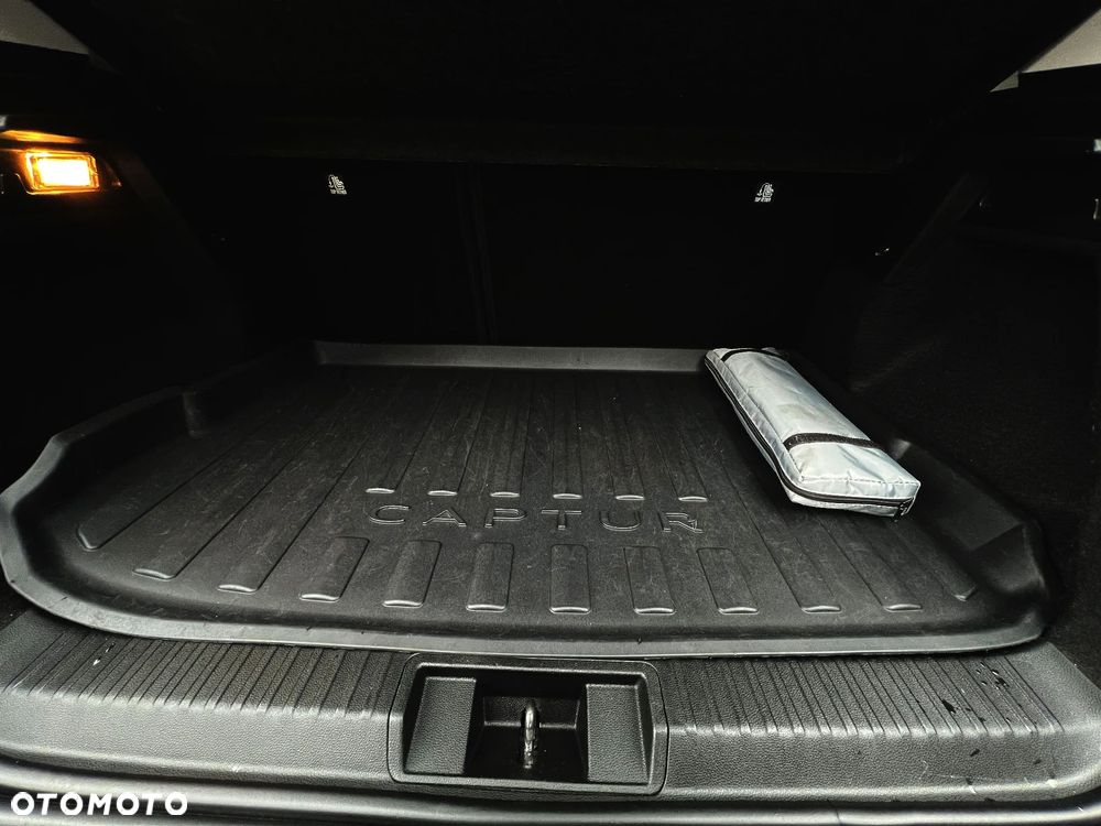 Renault Captur TCe 100 BUSINESS EDITION - 38
