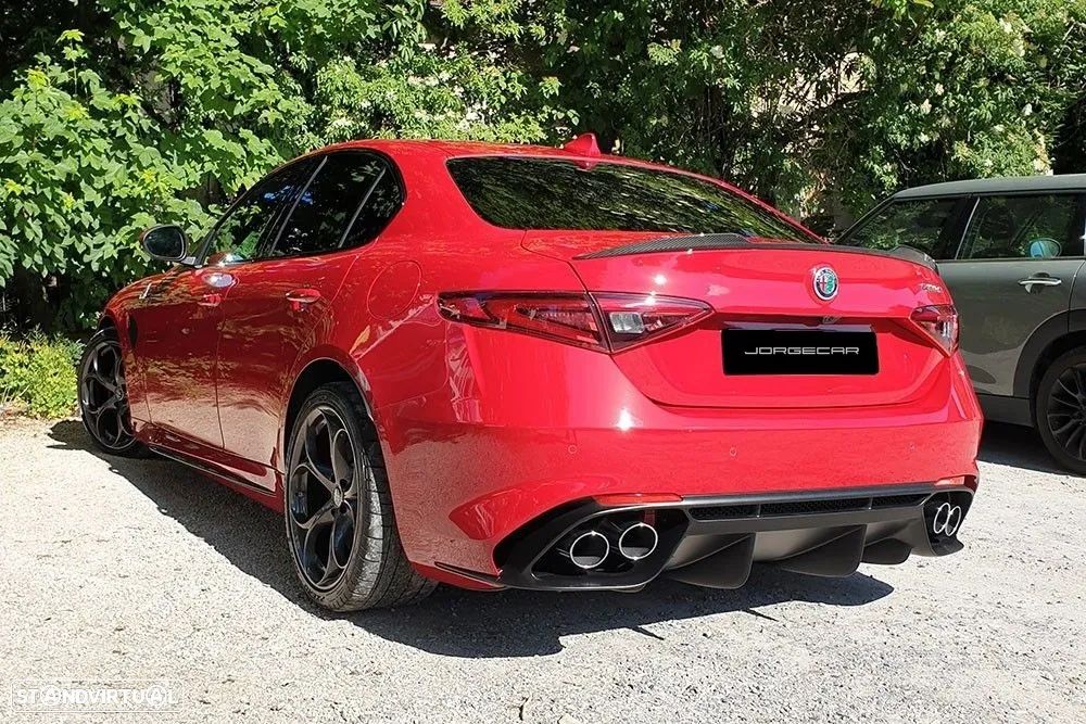 Alfa Romeo Giulia 2.9 Bi-Turbo Quadrifoglio AT8 - 6