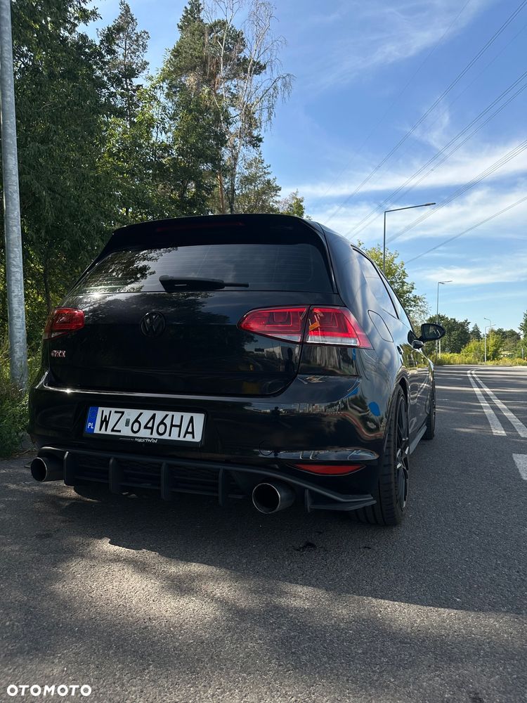 Volkswagen Golf 2.0 GTI - 5