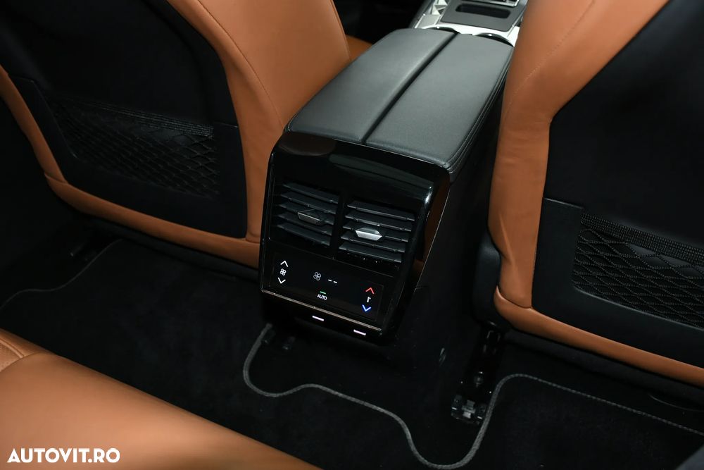 DS Automobiles DS 7 Crossback DS7 1.6 PHeV AWD 300 EAT8 OPERA - 18