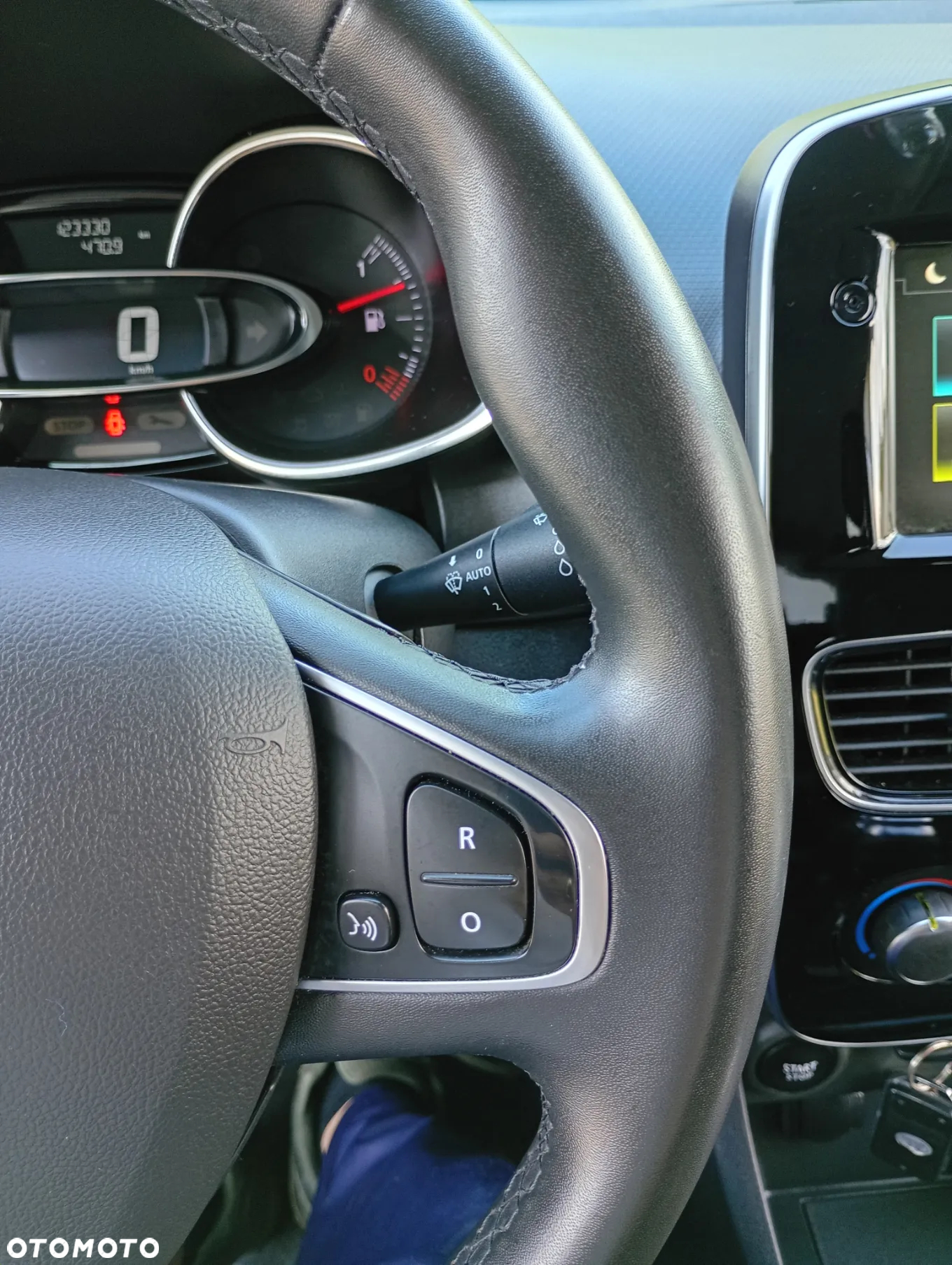 Renault Clio 1.5 dCi Energy Limited - 9
