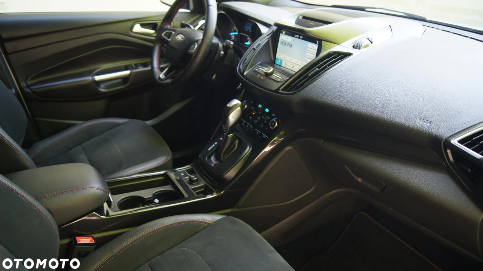 Ford Kuga 1.5 EcoBoost AWD ST-Line ASS - 14