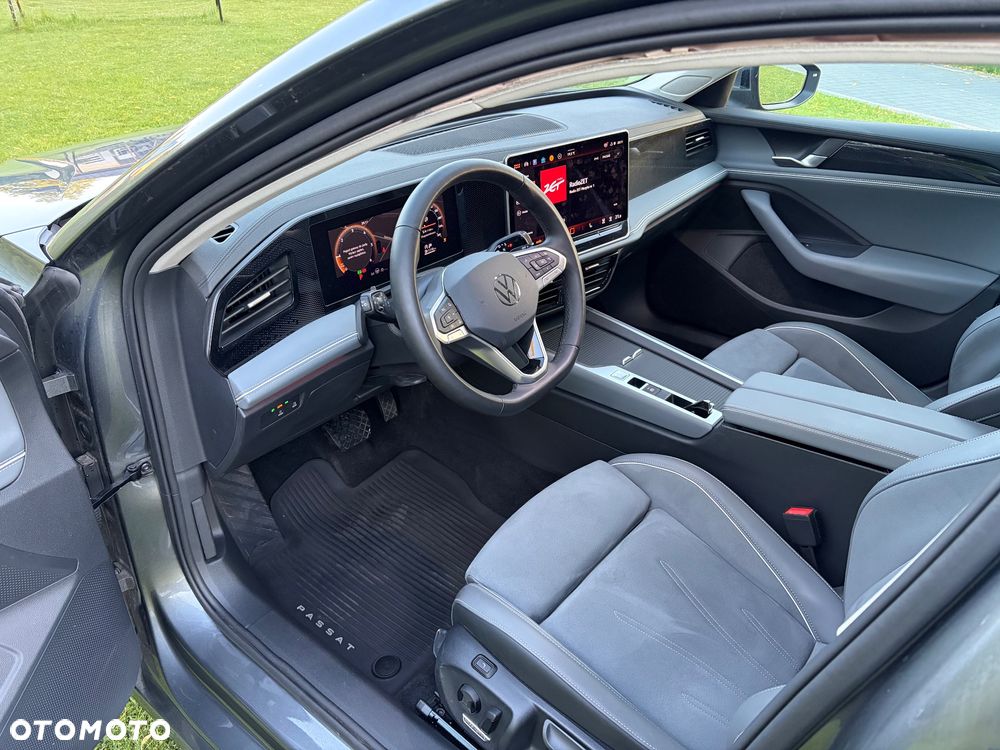 Volkswagen Passat - 14