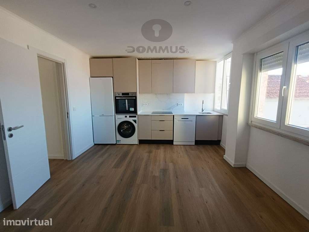 Apartamento T2 na Falagueira totalmente Remodelado - Grande imagem: 2/19