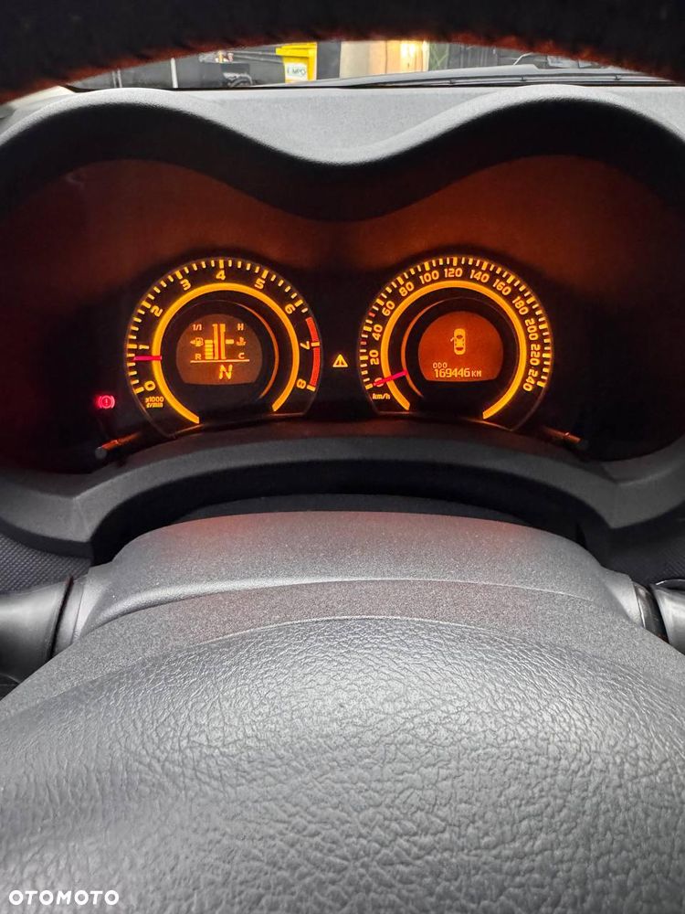 Toyota Auris 1.6 VVT-i Premium MM - 6