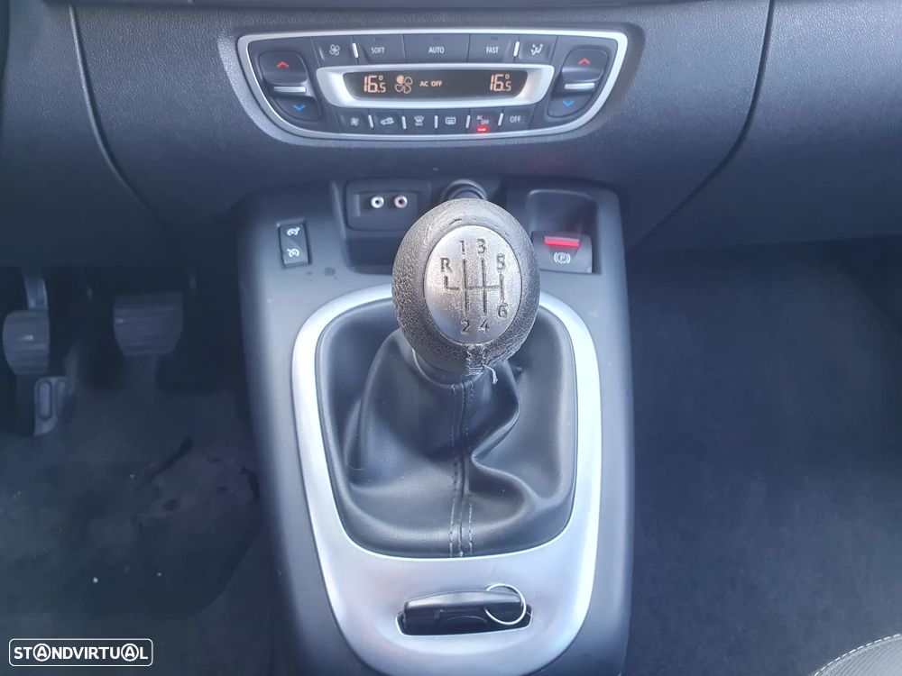 Renault Grand Scénic 1.5 dCi Dynamique S 7L - 34