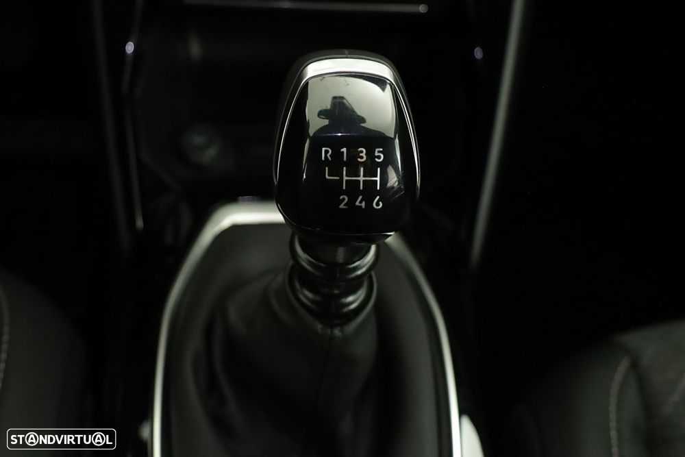 Peugeot 2008 1.2 PureTech Allure - 14