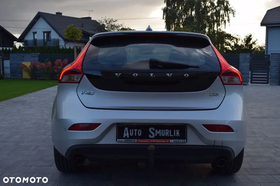 Volvo V40 D3 Momentum - 23