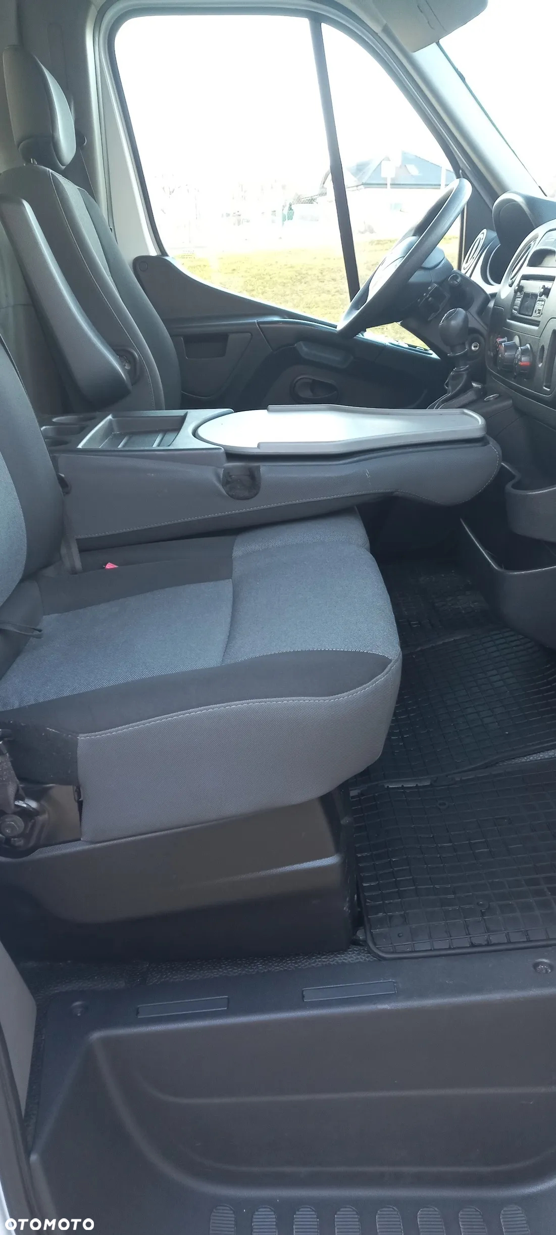 Renault Master 2019r, 2.3 170 KM, Najazd Alu. JEGGER, Poduszki pneumatyczne, Tempomat, Klima, nie Movano, Ducato - 17