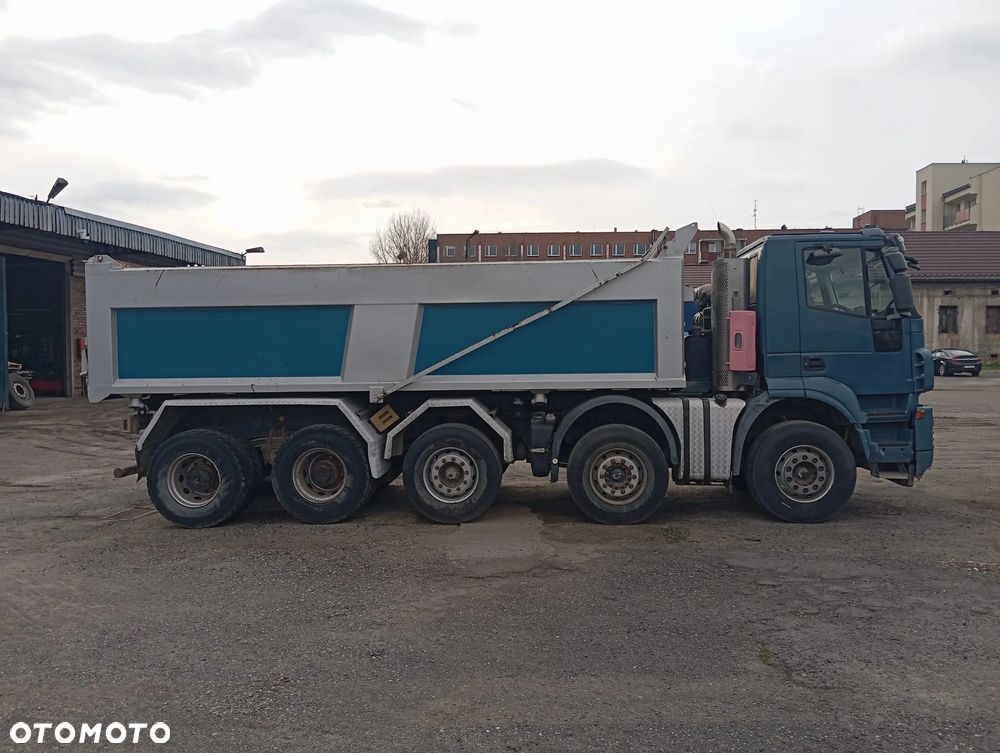 Iveco Trakker - 3