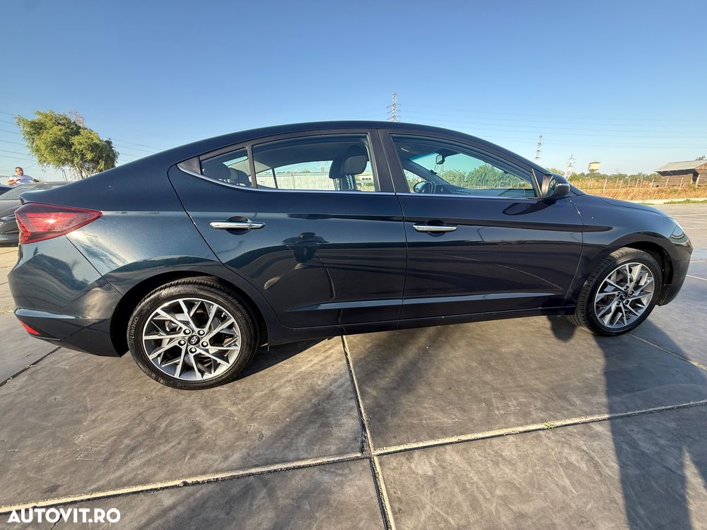 Hyundai Elantra 1.6 MPi Aut. Exclusive - 9