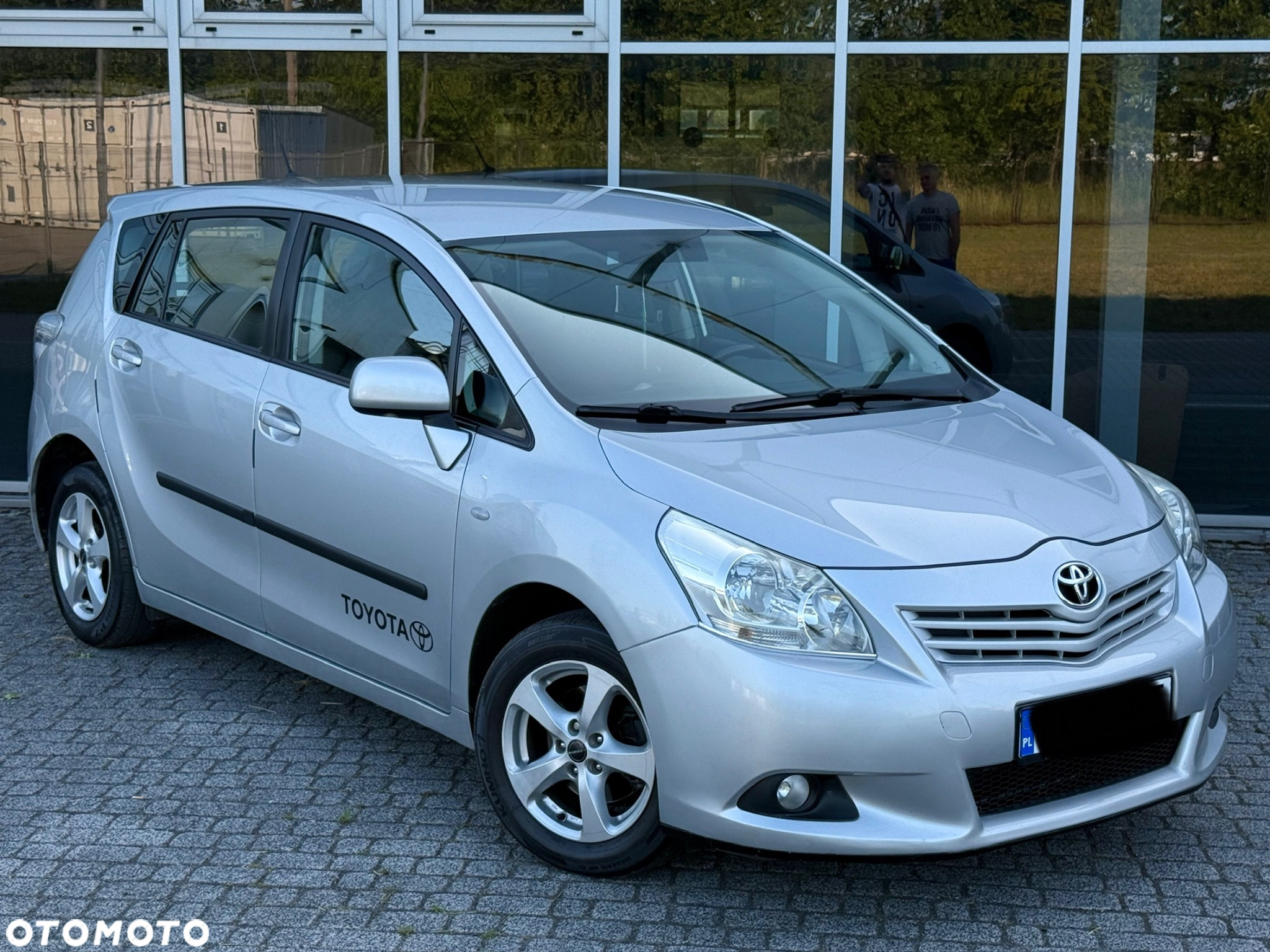 Toyota Verso 1.6 Premium 7os - 2