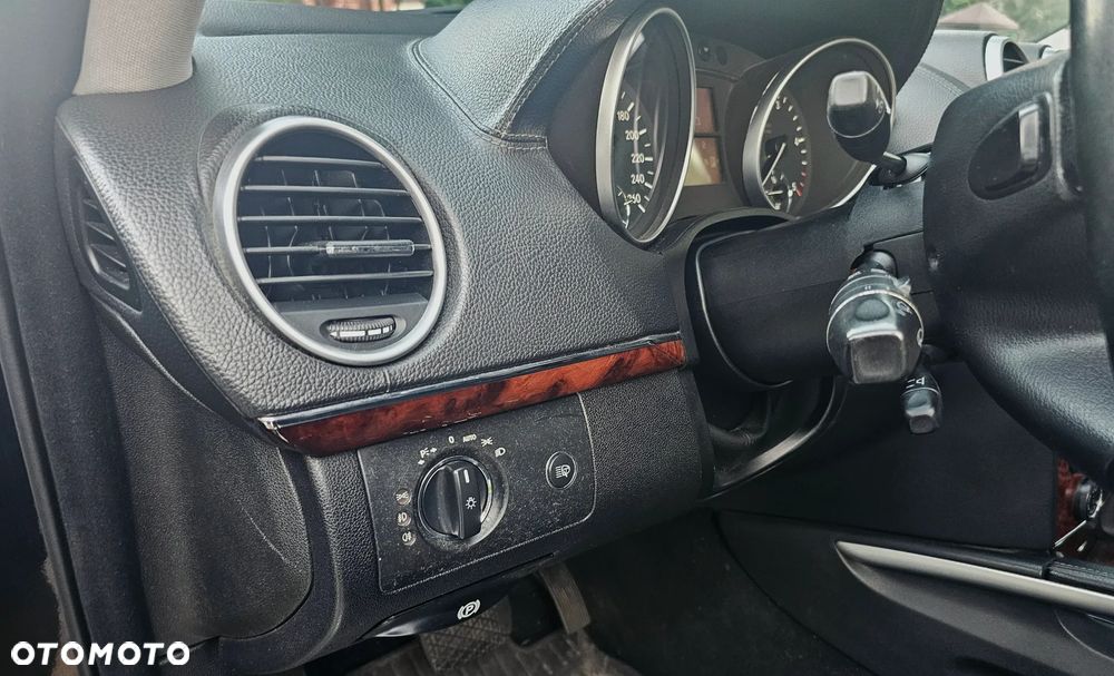 Mercedes-Benz GL 320 CDI - 13