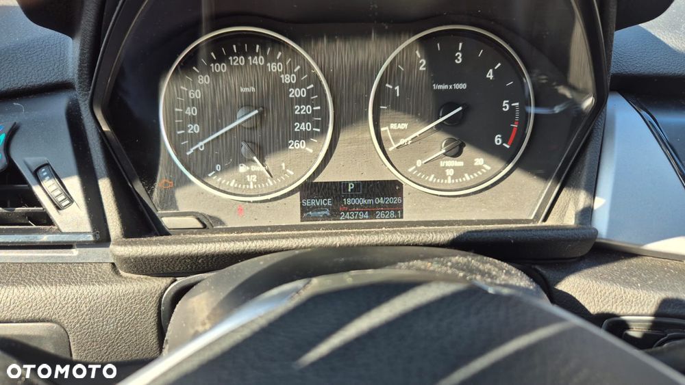 BMW Seria 2 220d Sport-Aut - 9