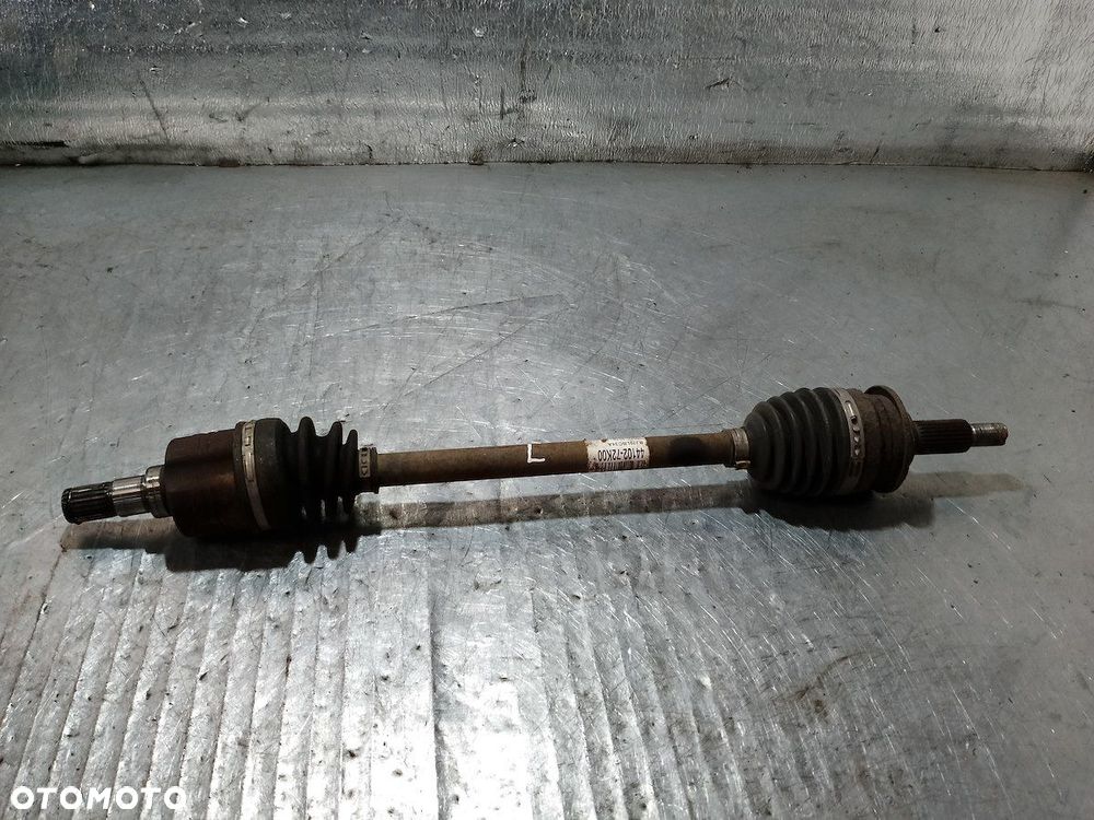 PÓŁOŚ LEWA PRZÓD SUZUKI SWIFT 44102-72K00 1.3 V10 - 1