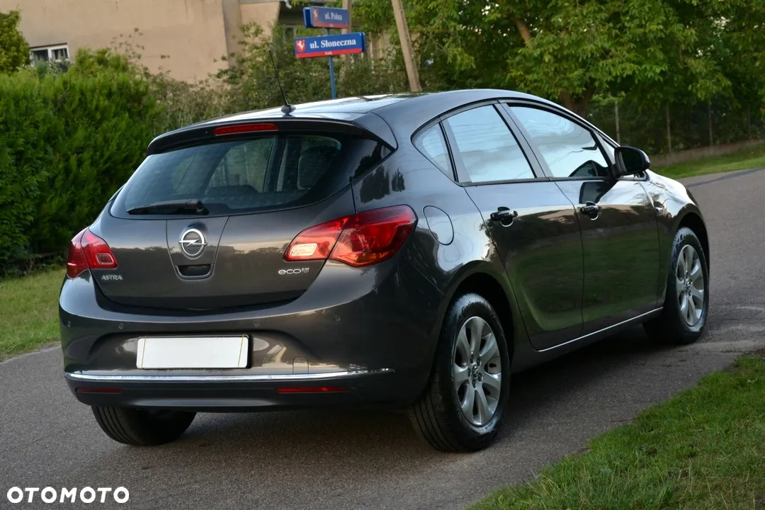 Opel Astra 1.4 Turbo Edition - 9
