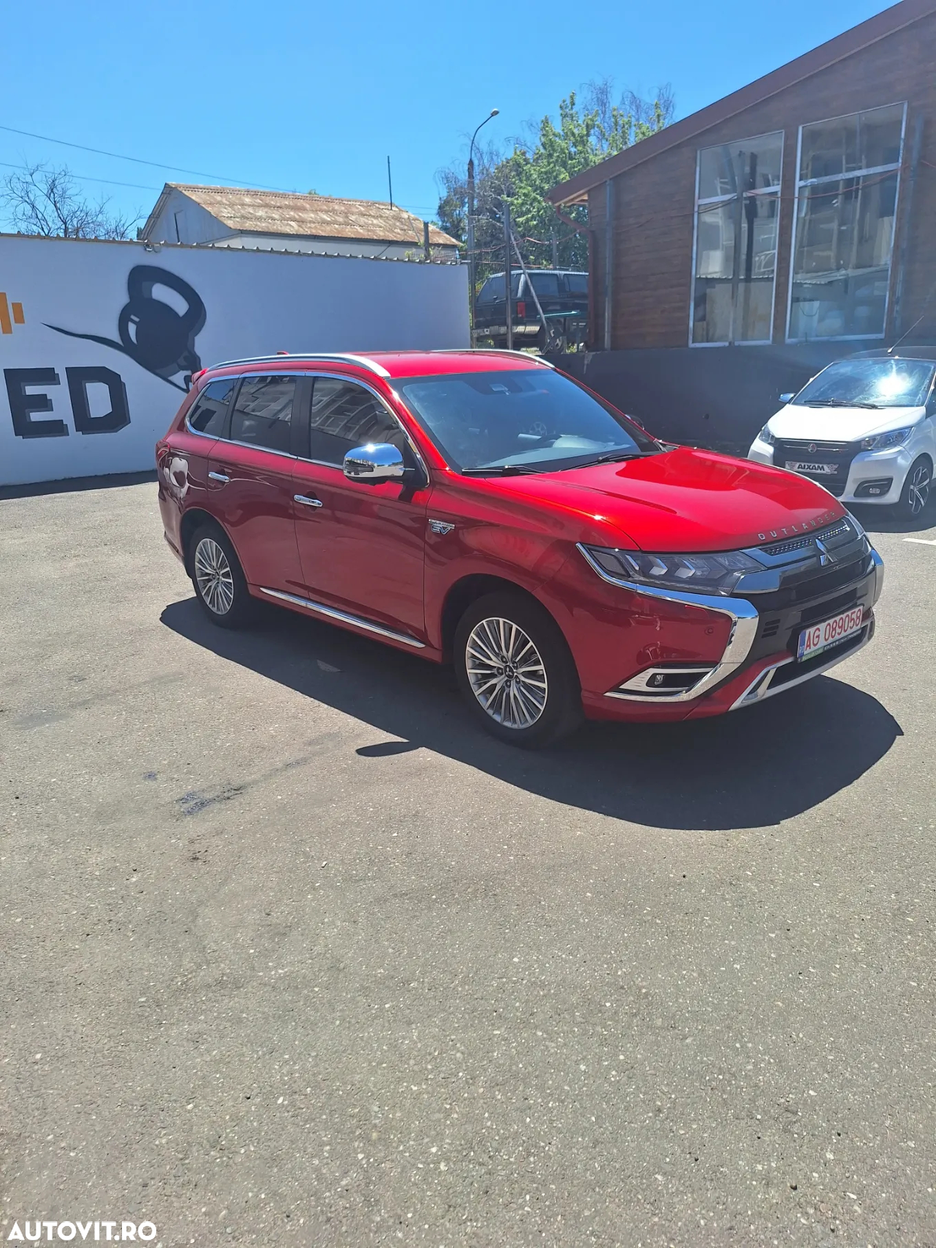 Mitsubishi Outlander 2.4 4WD Plug-In Hybrid Top - 4