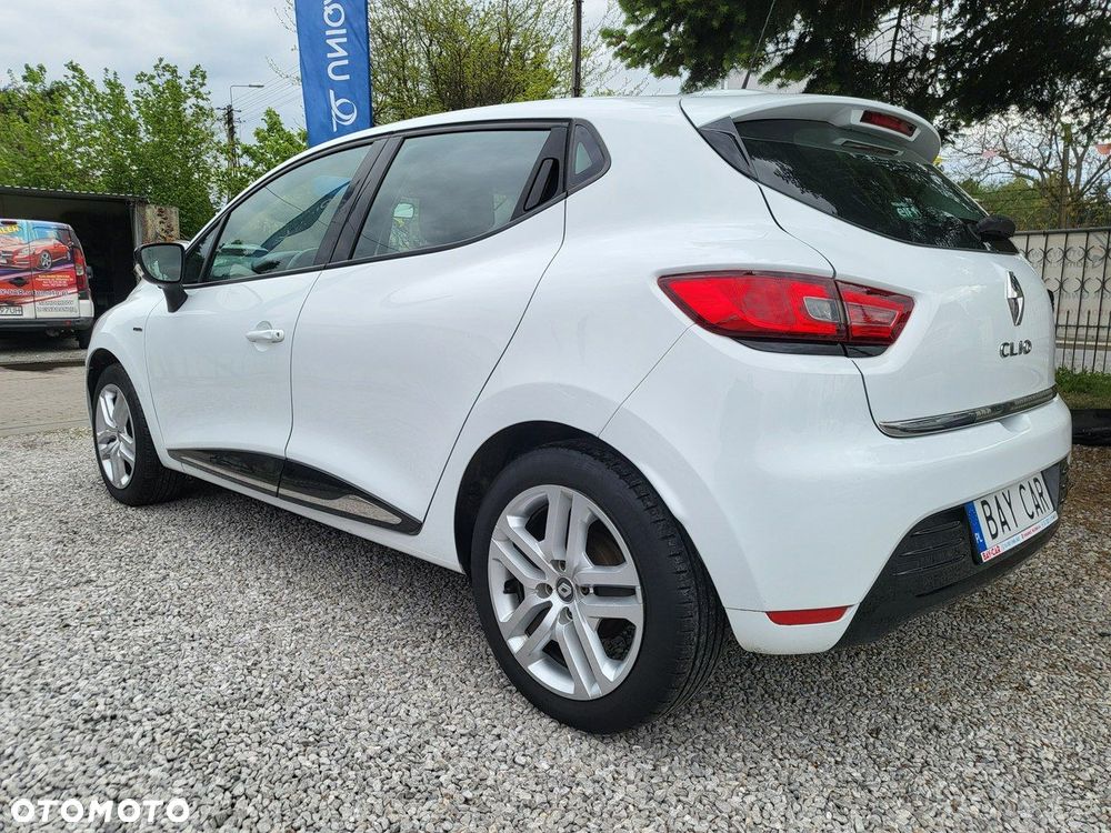 Renault Clio - 7