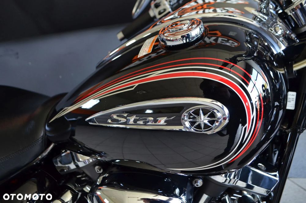 Yamaha Road Star - 12