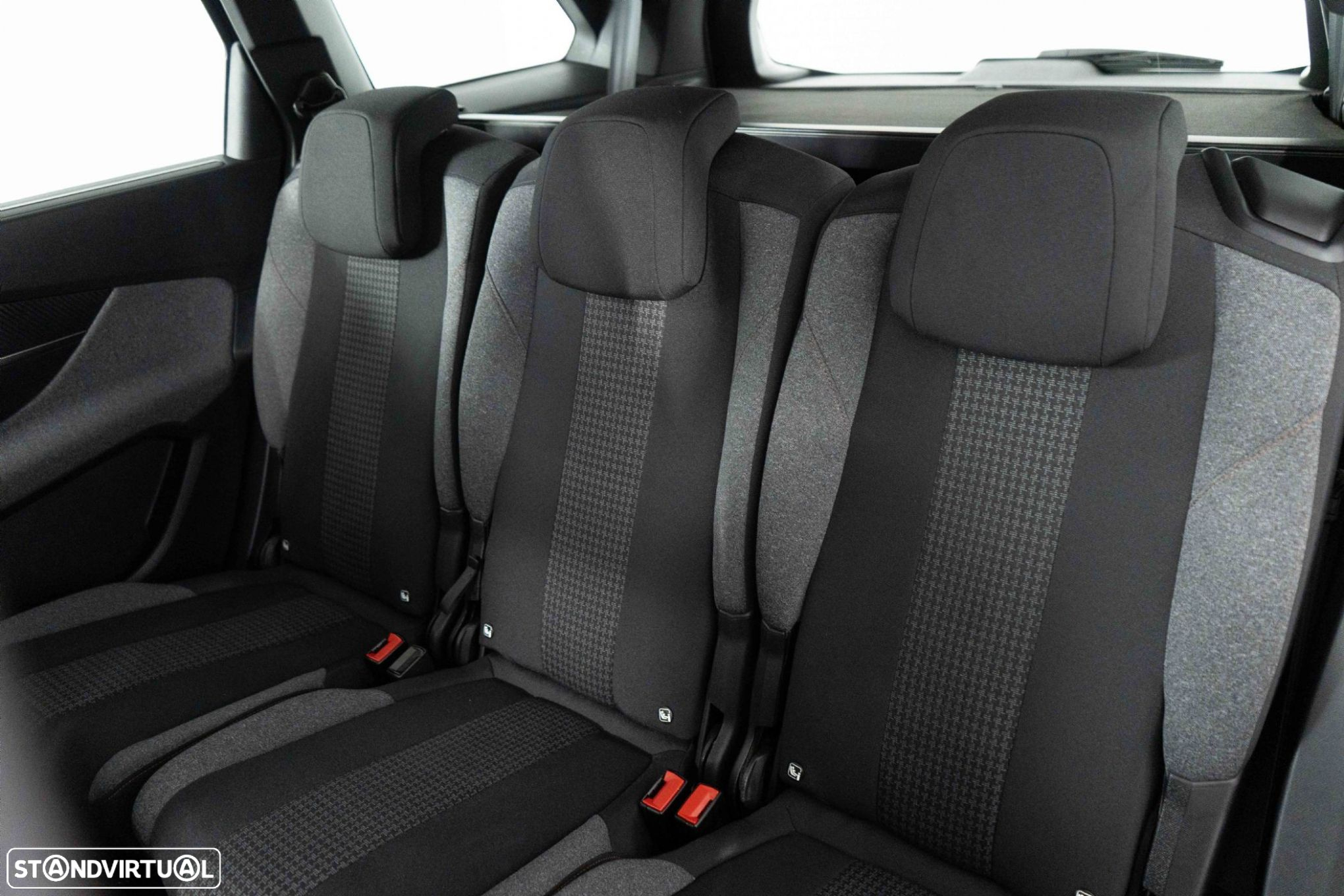 Peugeot 5008 1.2 PureTech Allure EAT8 - 9