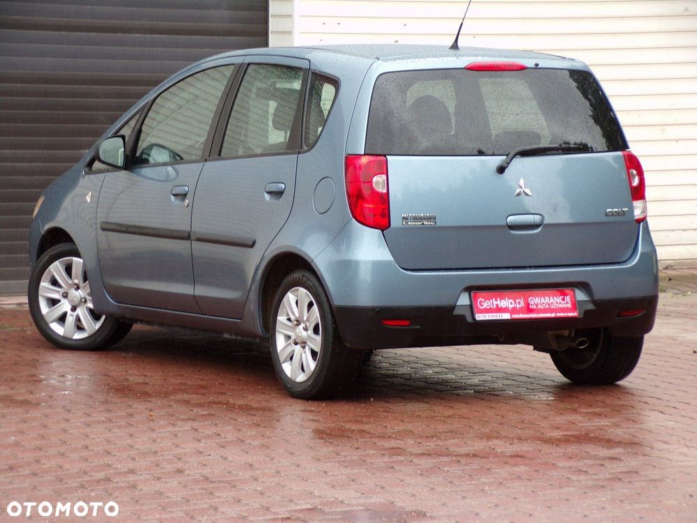 Mitsubishi Colt - 16