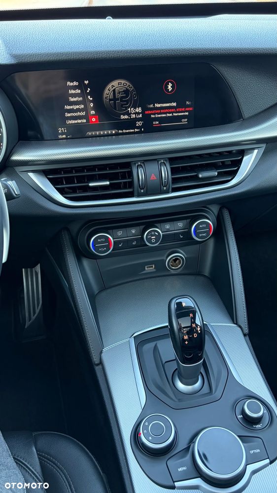 Alfa Romeo Stelvio 2.0 Turbo Veloce TI Q4 - 32