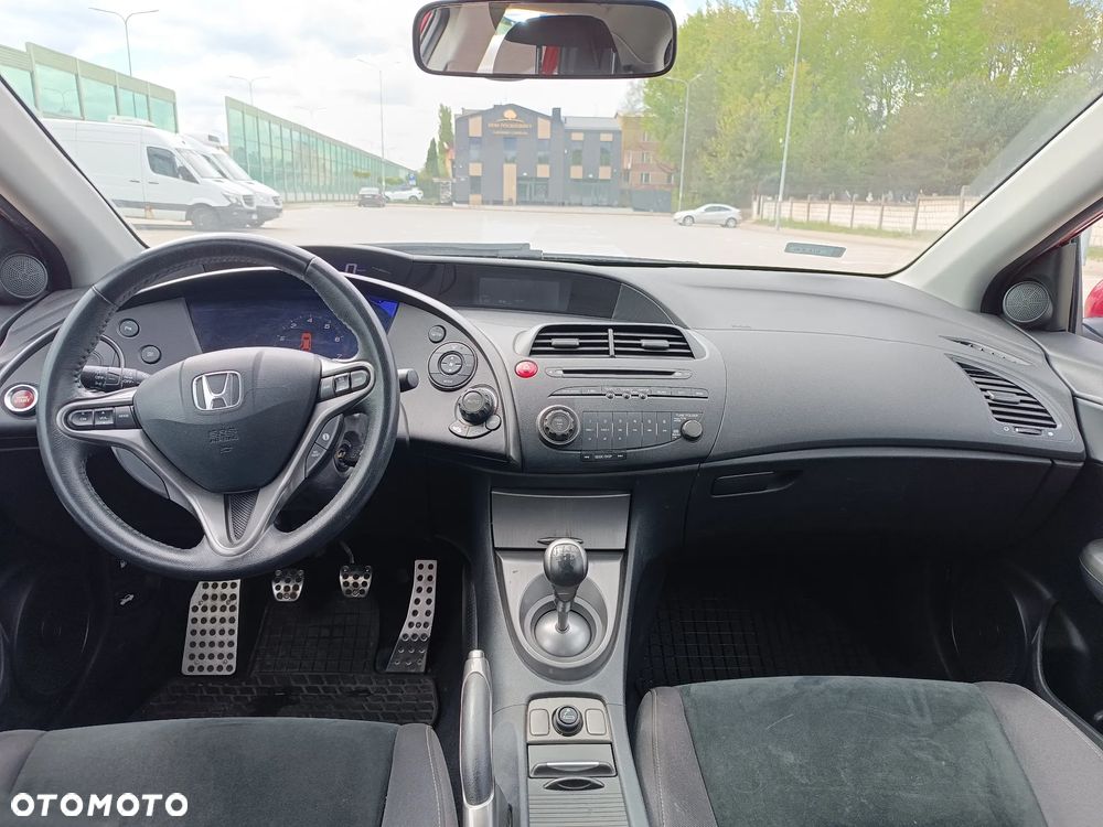 Honda Civic 1.4 i-VTEC - 10