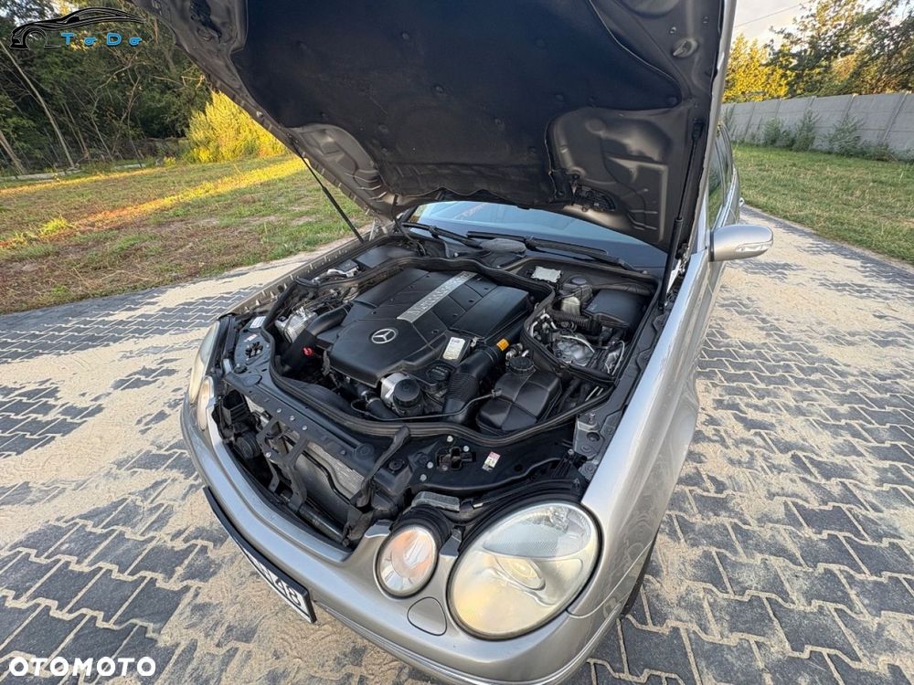 Mercedes-Benz Klasa E 500 4-Matic T Elegance - 6