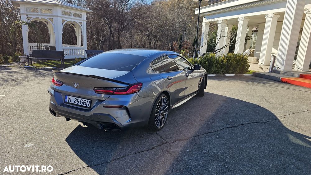 BMW Seria 8 - 22