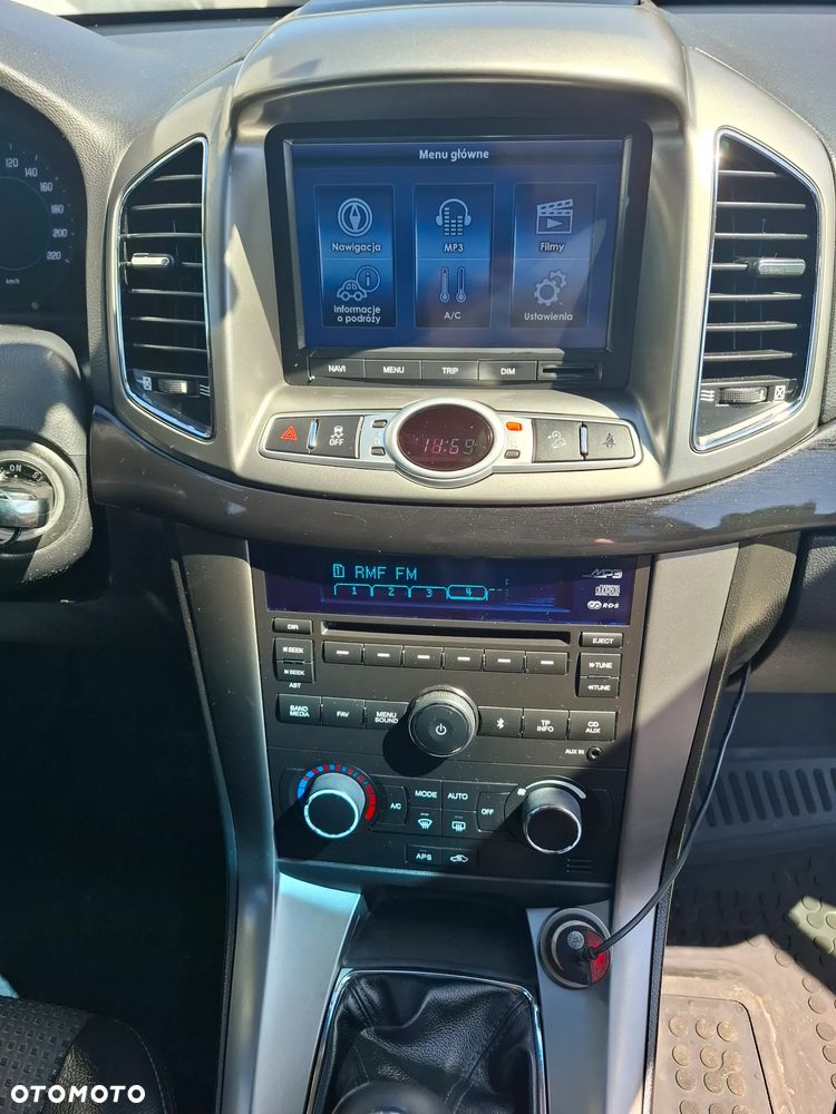Chevrolet Captiva 2.4 FWD 5 Sitzer LS - 13