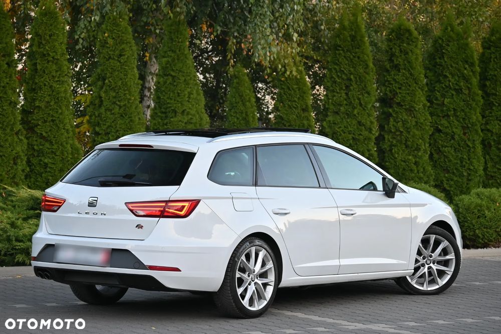 Seat Leon Sportstourer 2.0 TSI OPF DSG FR Plus - 20