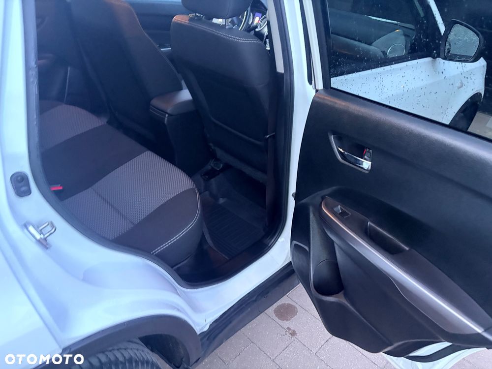 Suzuki Vitara - 18