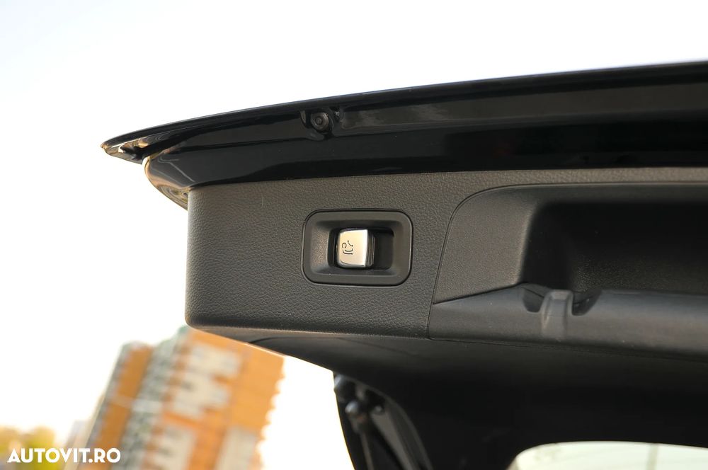 Mercedes-Benz GLC 250 d 4MATIC - 28