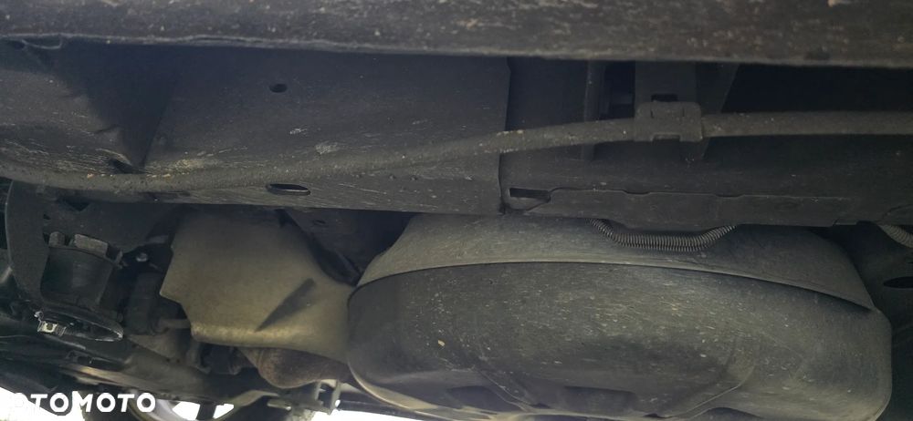 Chrysler Grand Voyager 2.8 CRD Automatik Limited - 28