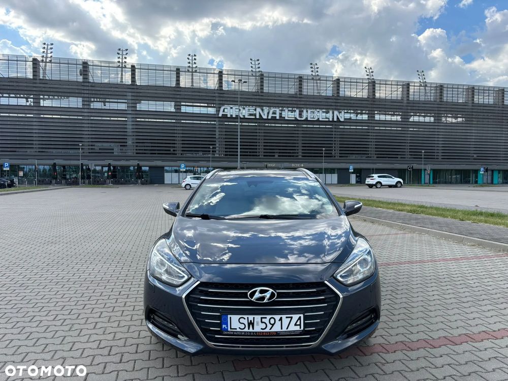 Hyundai i40 Kombi blue 1.7 CRDi DCT Premium - 3