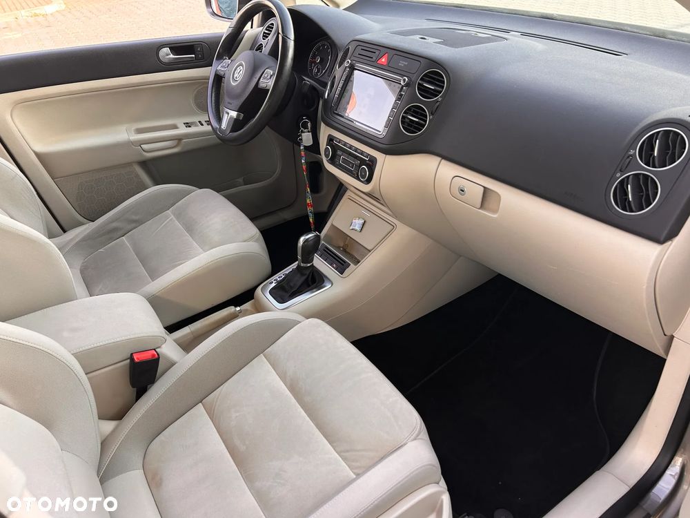 Volkswagen Golf Plus - 22