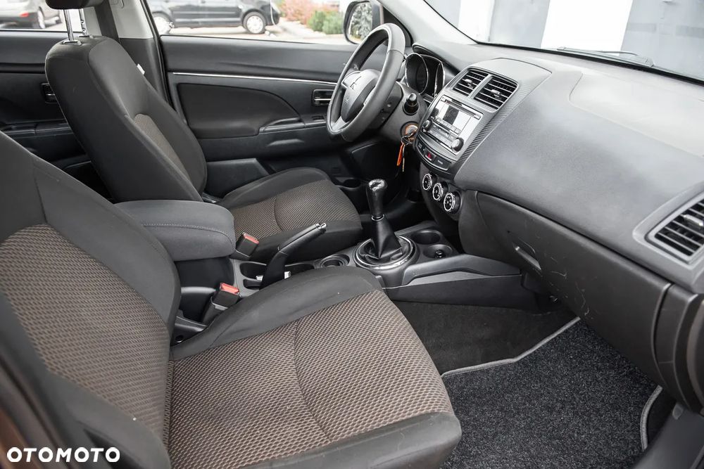 Mitsubishi ASX - 28