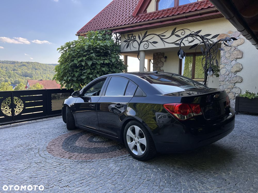 Chevrolet Cruze 2.0 LT - 10