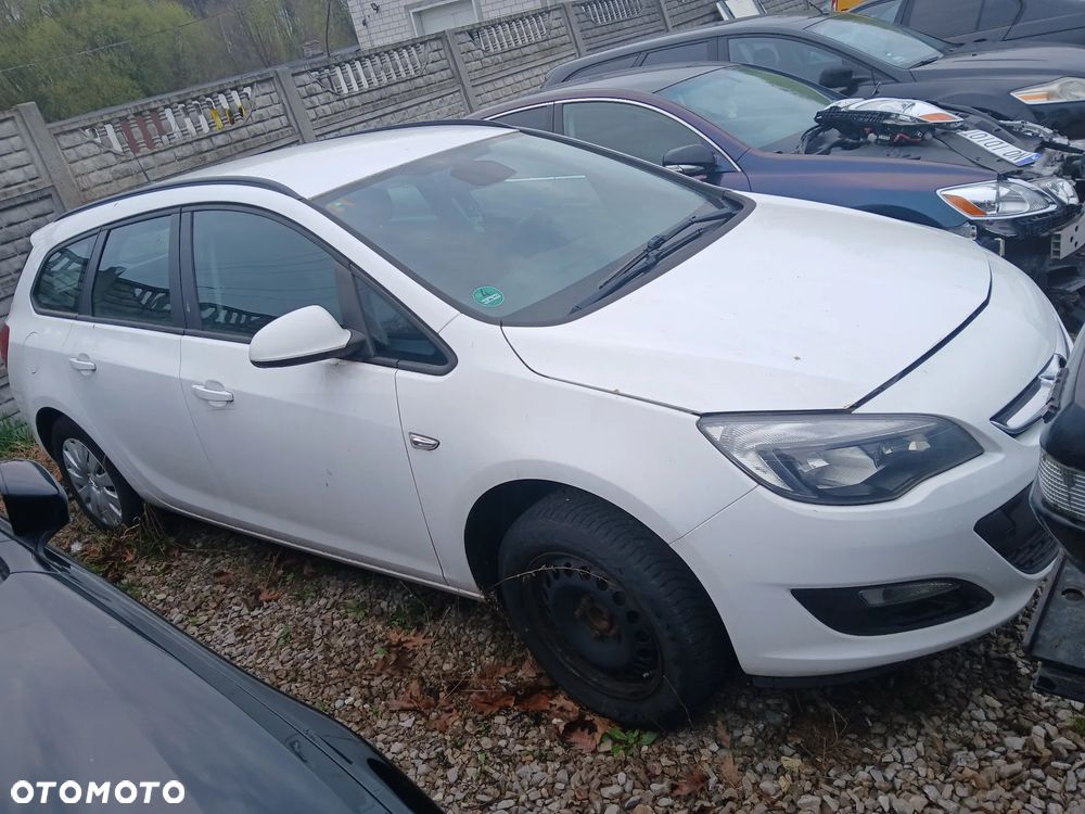 opel astra j lift kombi z40r maska zderzak lampa grill błotnik drzwi zbiornik paliwa szyba - 2