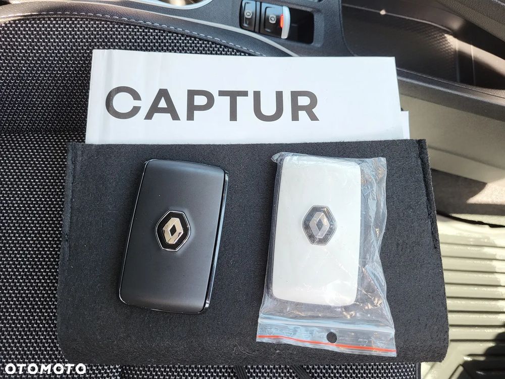 Renault Captur 1.6 E-TECH Full Hybrid 145 Techno - 31