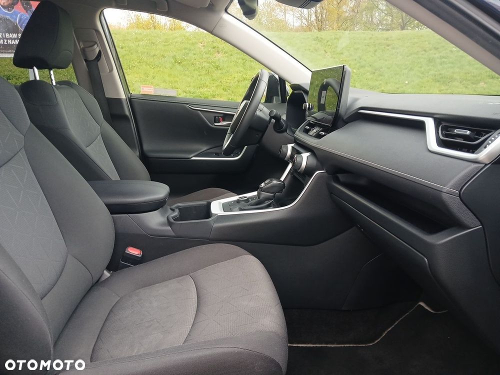 Toyota RAV4 - 13