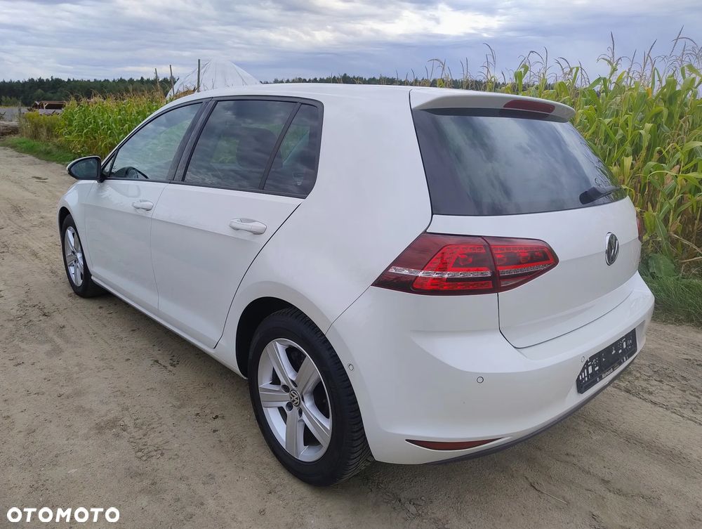 Volkswagen Golf - 4