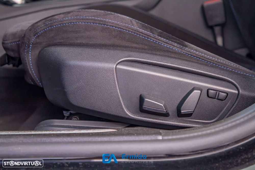 BMW 118 i Pack Desportivo M Auto - 37