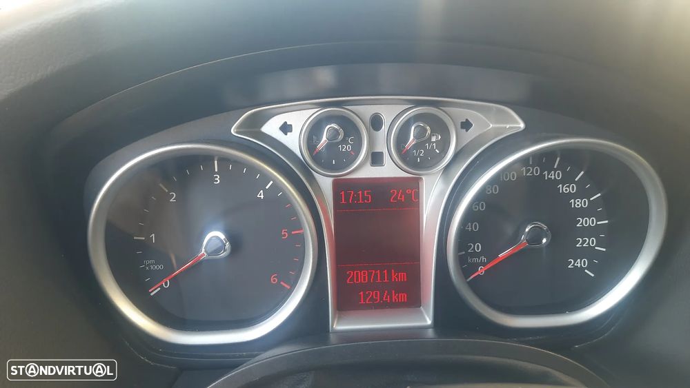 Ford Focus 1.6 TDCi Titanium - 10