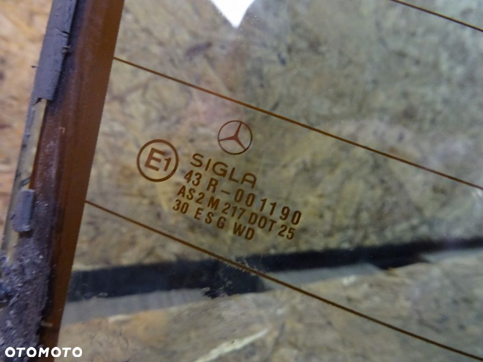 SZYBA TYŁ TYLNA MERCEDES 190 W201 SEDAN 82-93 - 2