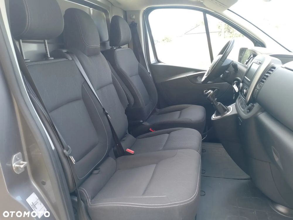 Nissan NV300 - 20