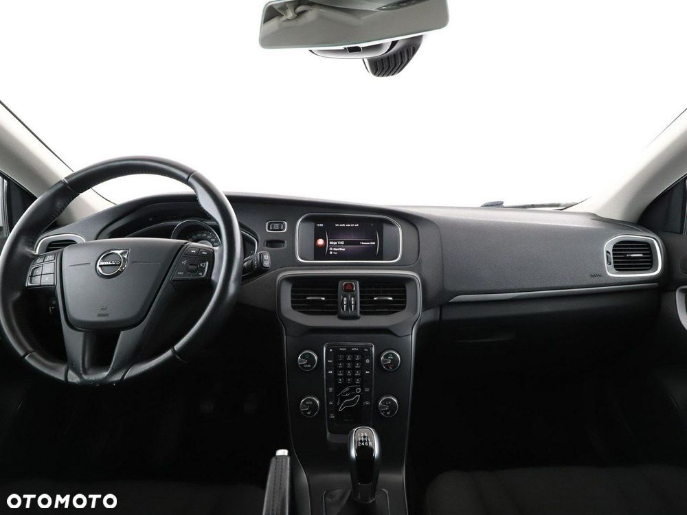 Volvo V40 T2 Kinetic - 16