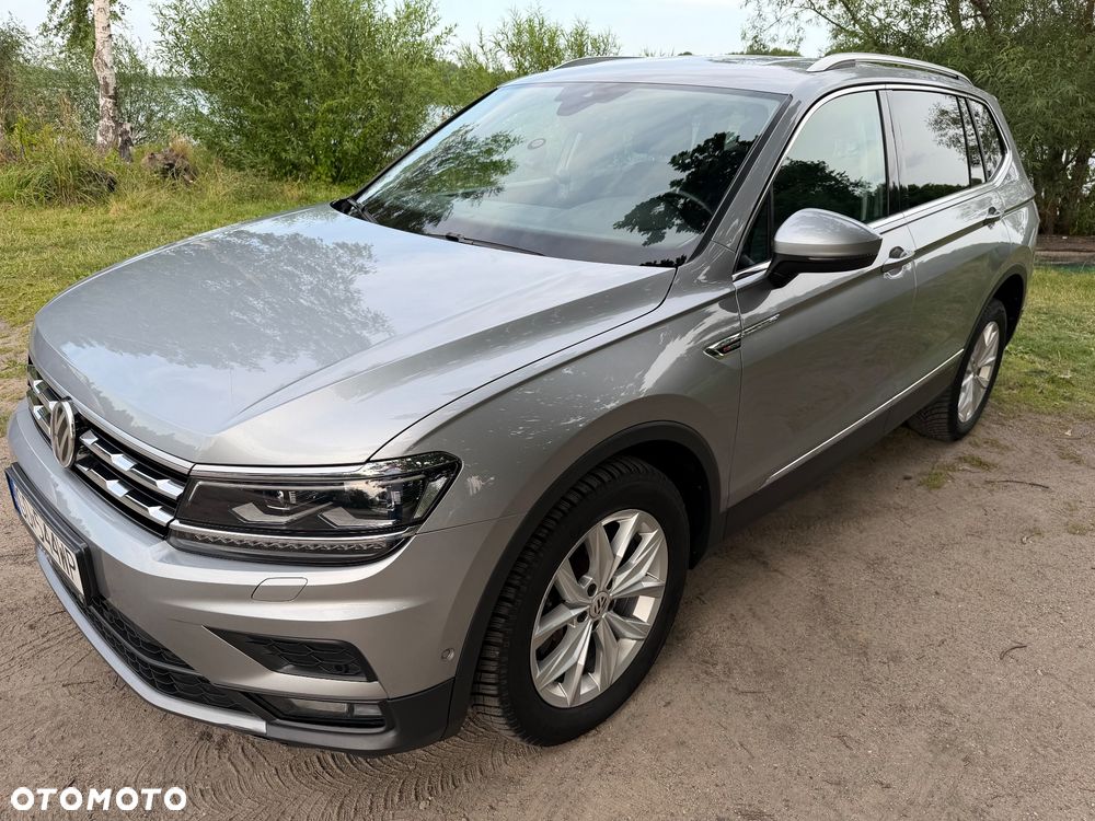 Volkswagen Tiguan - 1