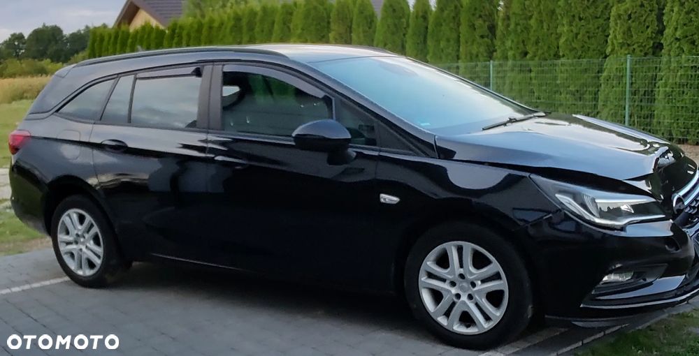 Opel Astra 1.6 CDTI Start/Stop Sports Tourer Active - 2